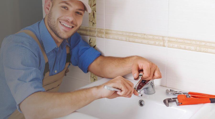 Professional clogged drains services in Bogota, TN